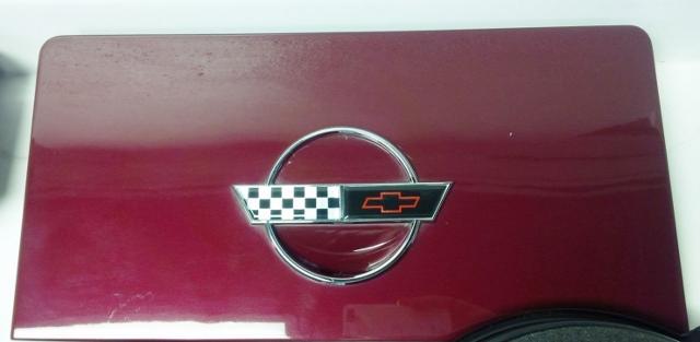 93 Corvette Anniversary Convertible Ruby Red Fuel Door